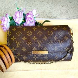 ❌GONE❌🎉Popular😘⚡️SIZE MM 🌸❤️ Louis Vuitton Favorite MM in Monogram crossbody